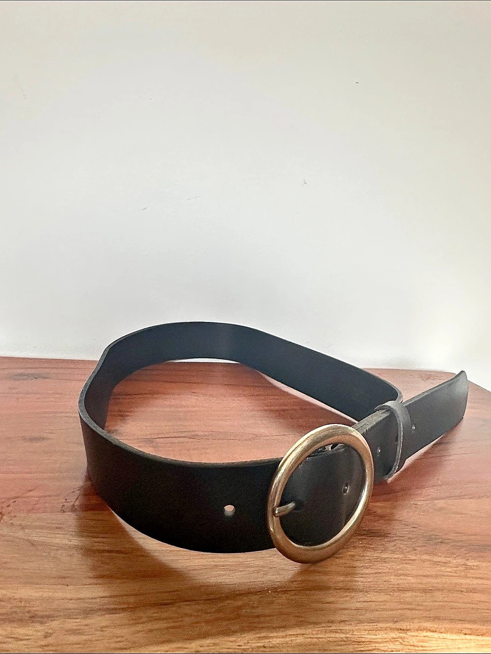 Aritzia ALXLRB Black Belt with Gold-Tone Buckle Size Small Like New